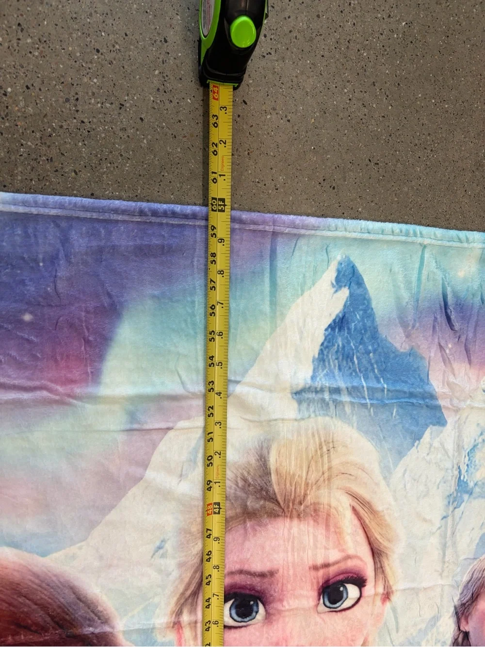Frozen II Elsa & Anna Plush Throw Blanket - Blue